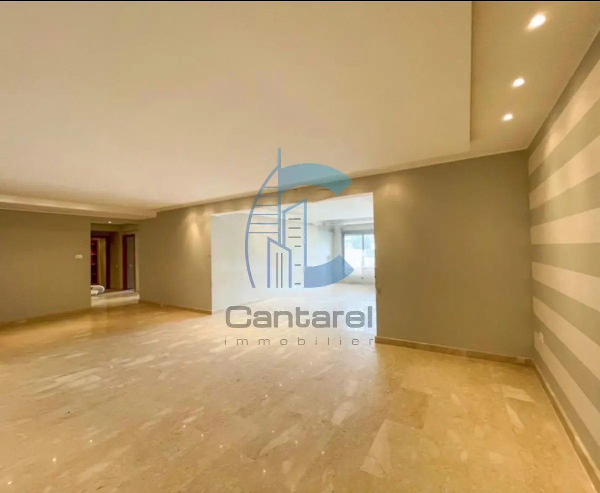 للإيجار | شقة مرتفعة بمساحة 159 متر مربع – مزرعة بريتون – 3 غرف نوم – بلكونة - detail.photo 4