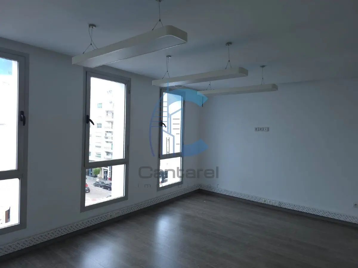 LOCATION BUREAU - Bd ANFA - detail.photo 15