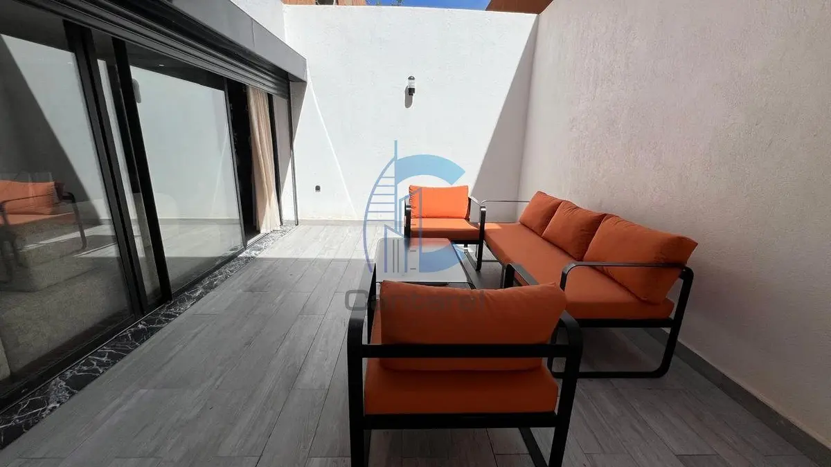 APPARTEMENT DUPLEX 3 CHAMBRES MEUBLÉ AVEC TERRASSE AU RDC À VENDRE - VICTOR HUGO MARRAKECH - detail.photo 5