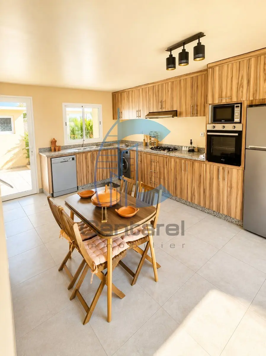 Villa à la location à Dar Bouazza dans résidence sécurisée avec piscine et jardin - Photo 5