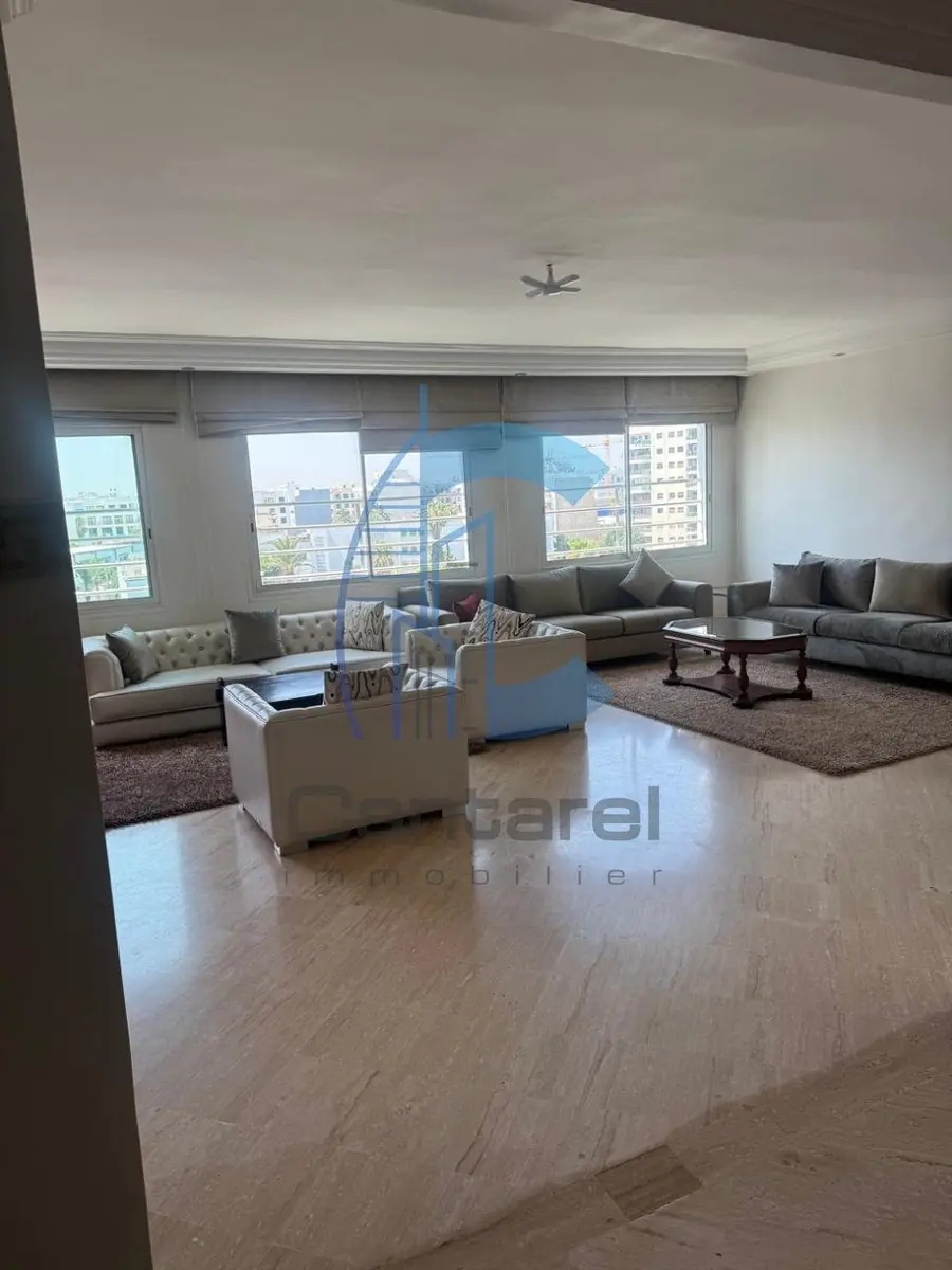 Apartment for rent in Casablanca in the Palmier district - Photo 1