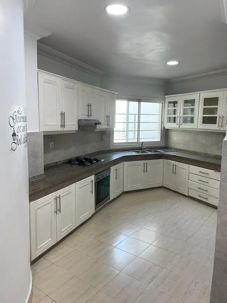 Apartment for rent in Casablanca in the Palmier district - Photo 2