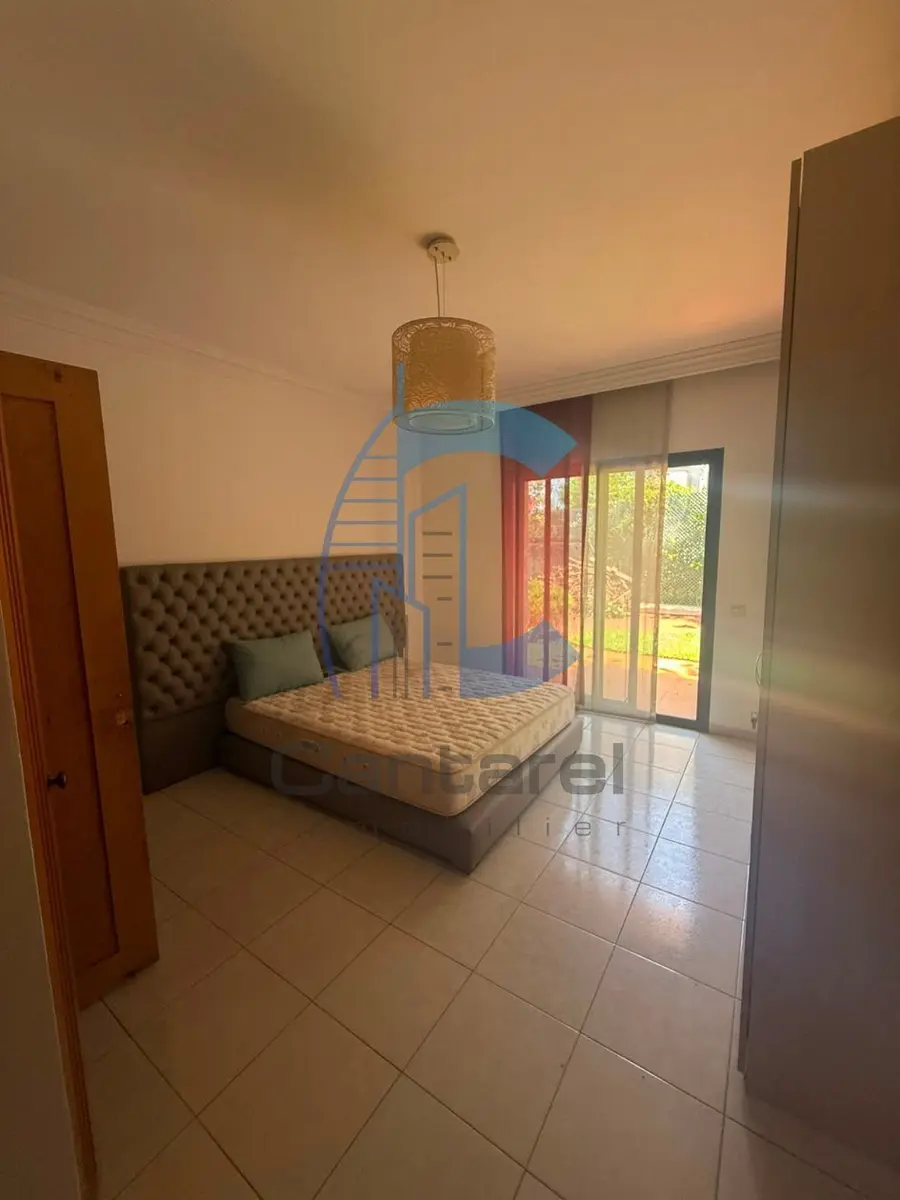 Appartement à la location dans le quartier Ghandi à Casablanca avec jardin - Photo 3