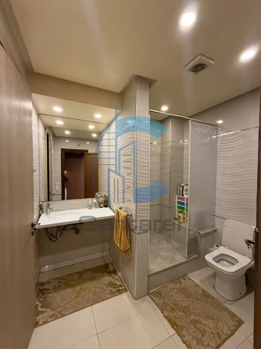 Appartement duplex de 500 m² à louer à Racine Casablanca avec 4 chambres - Photo 3