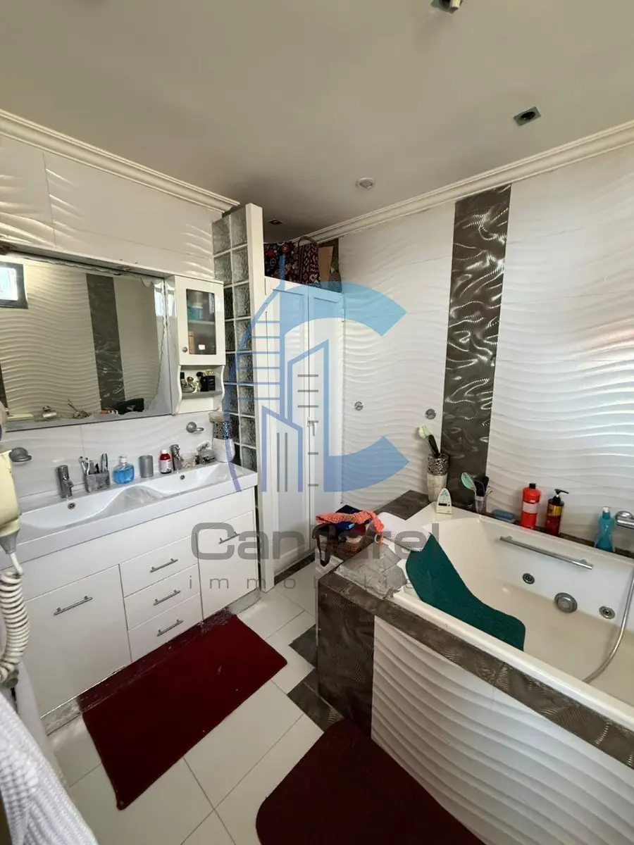 Appartement duplex de 500 m² à louer à Racine Casablanca avec 4 chambres - Photo 11