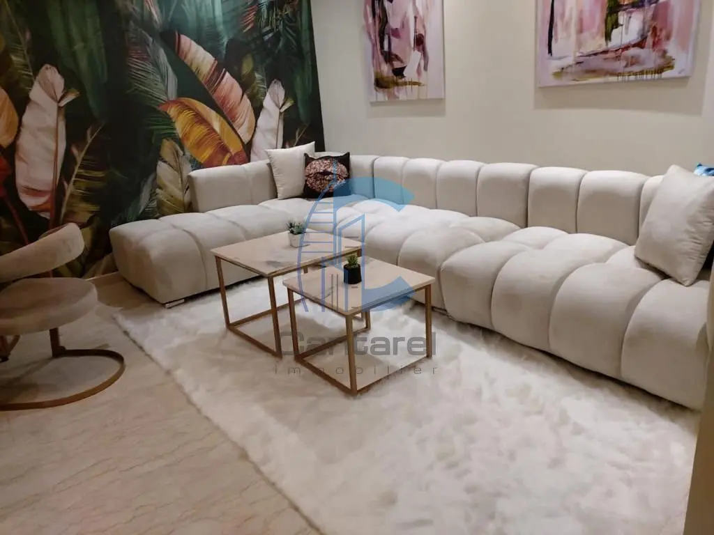 Appartement studio meublé 46 m² avec parking proche gare Oasis - Photo 2
