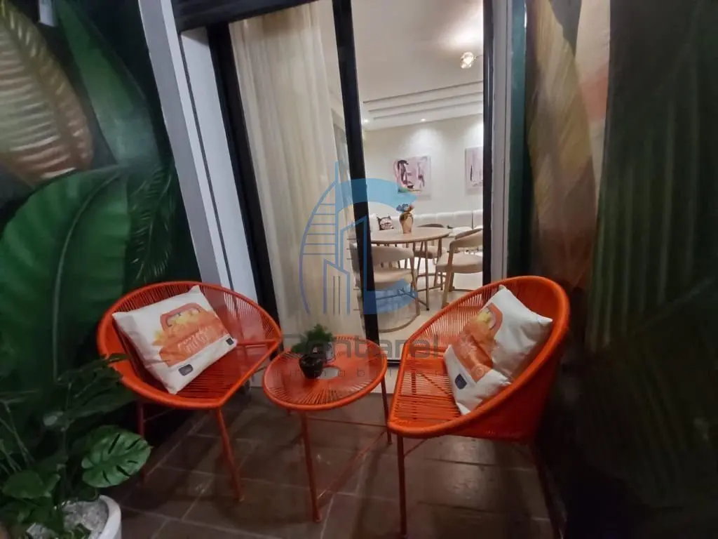 Appartement studio meublé 46 m² avec parking proche gare Oasis - Photo 7