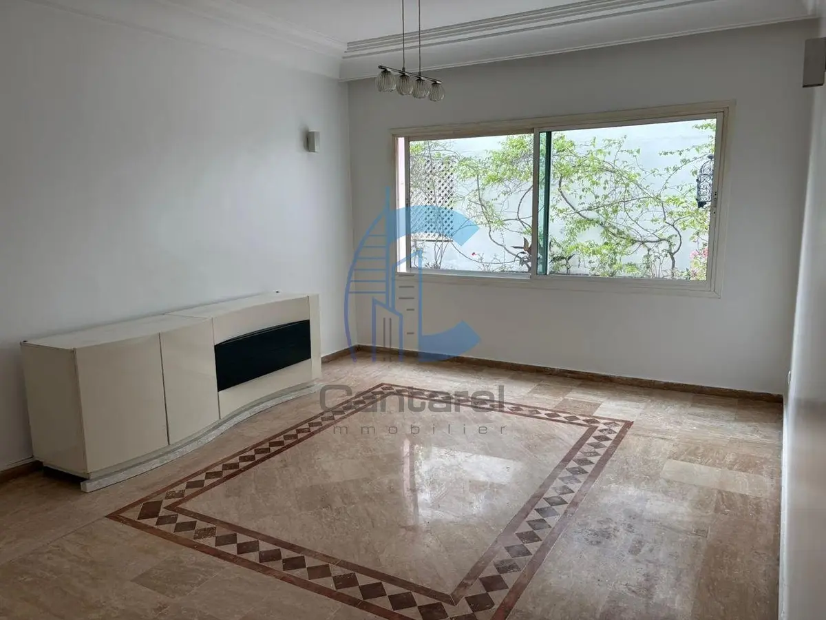 Appartement spacieux 200 m² à Racine Casablanca avec terrasses et parking - صورة 4