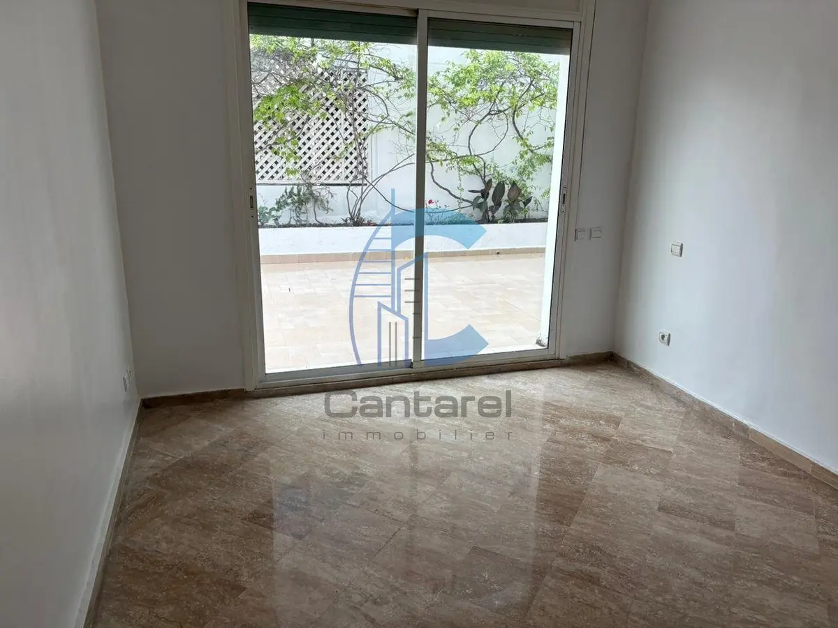 Appartement spacieux 200 m² à Racine Casablanca avec terrasses et parking - صورة 6