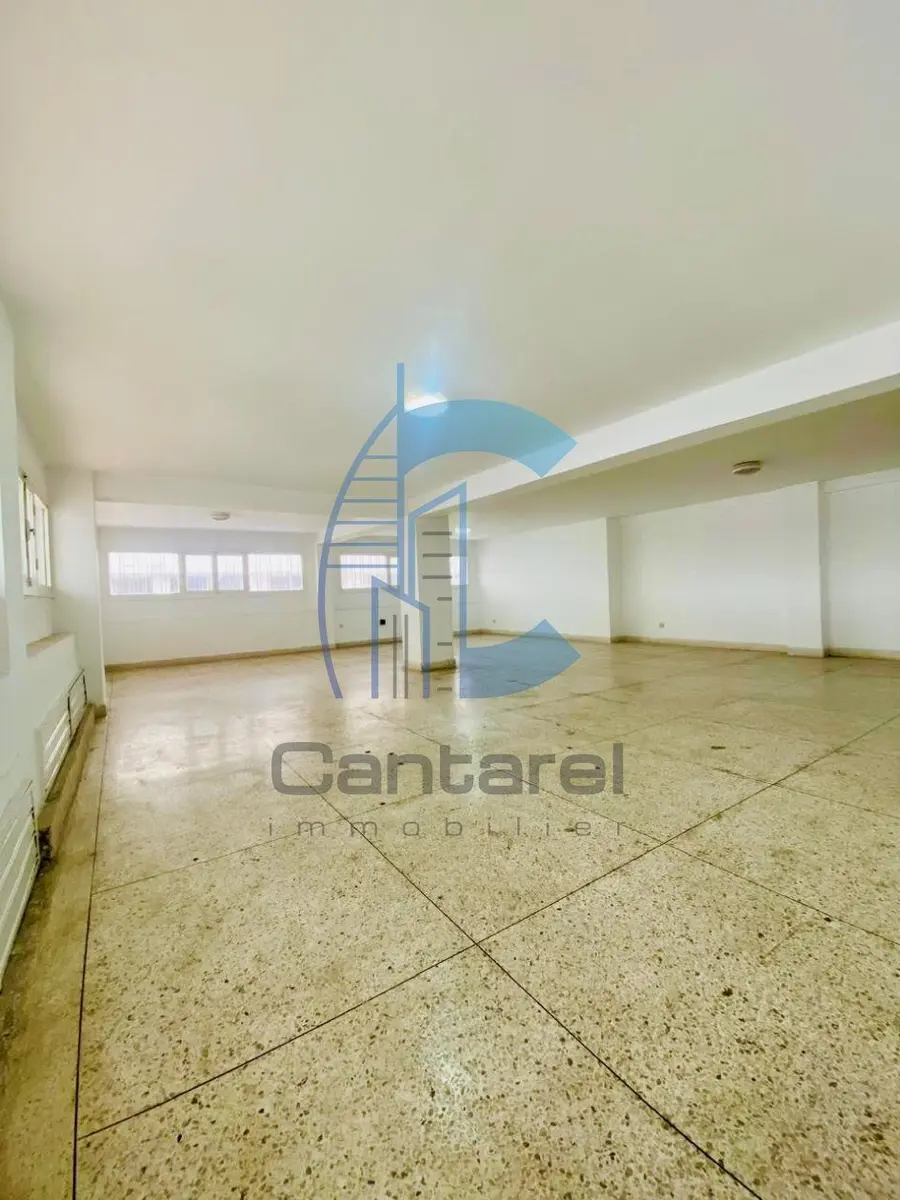 Local commercial d'angle à vendre à CIL Casablanca 213 m² visibles - Photo 2
