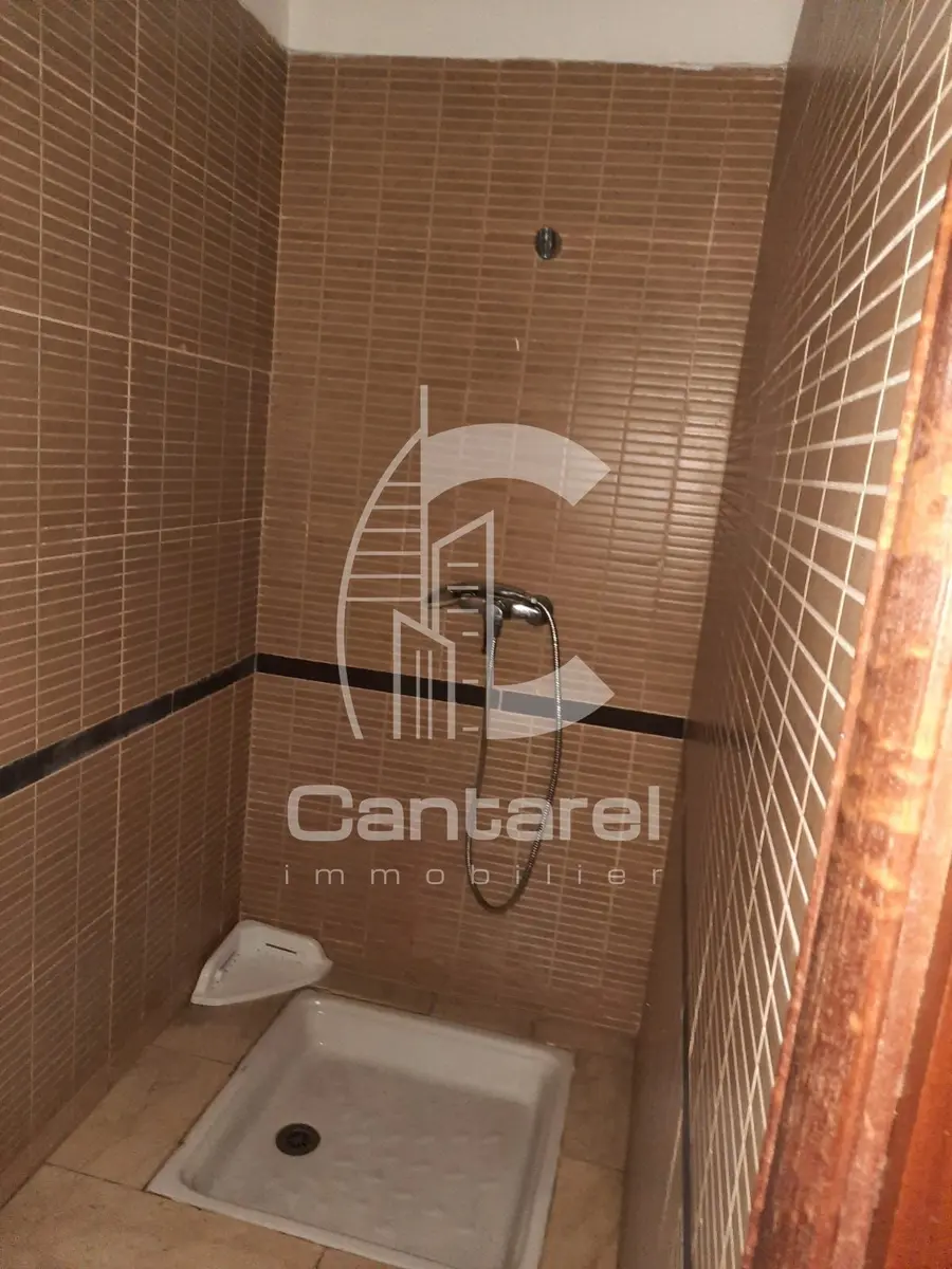 Appartement spacieux 140 m2 à La Gironde 3 chambres 2 salles de bain garage - صورة 14