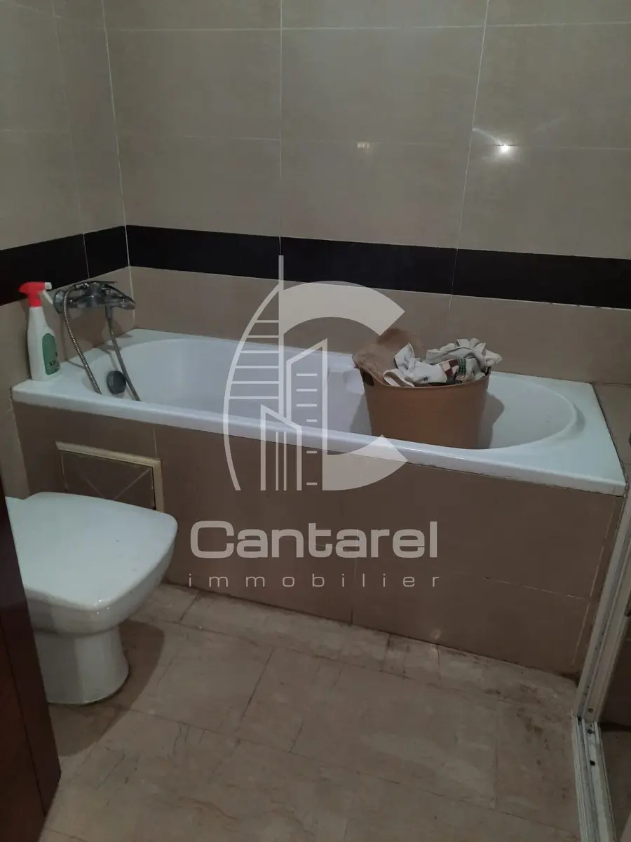 Appartement spacieux 140 m2 à La Gironde 3 chambres 2 salles de bain garage - صورة 10