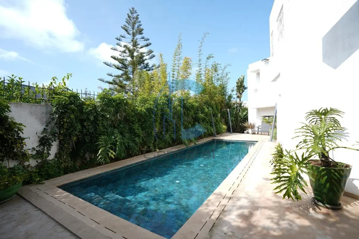 Villa de luxe à Ain Diab, 3 chambres, piscine et jardin - Photo 1