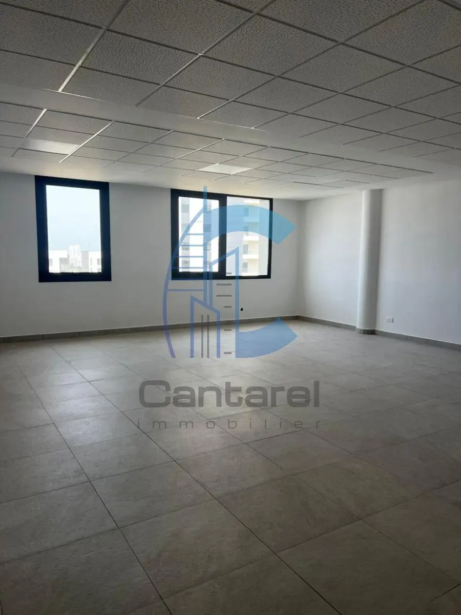 Bureau de 130 m² à louer au cœur de Casablanca Finance City - صورة 6