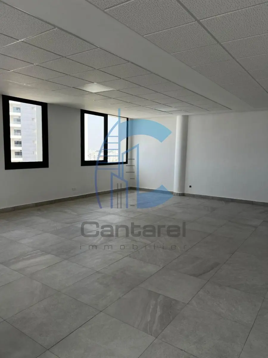 Bureau de 130 m² à louer au cœur de Casablanca Finance City - صورة 7