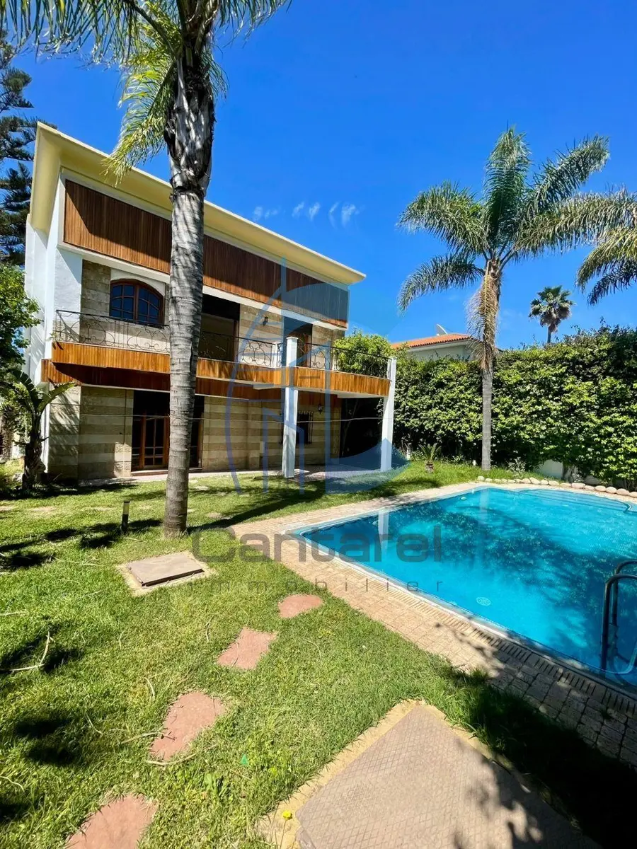 Villa à louer Casablanca Oasis 4 chambres, piscine, jardin et balcon - صورة 1