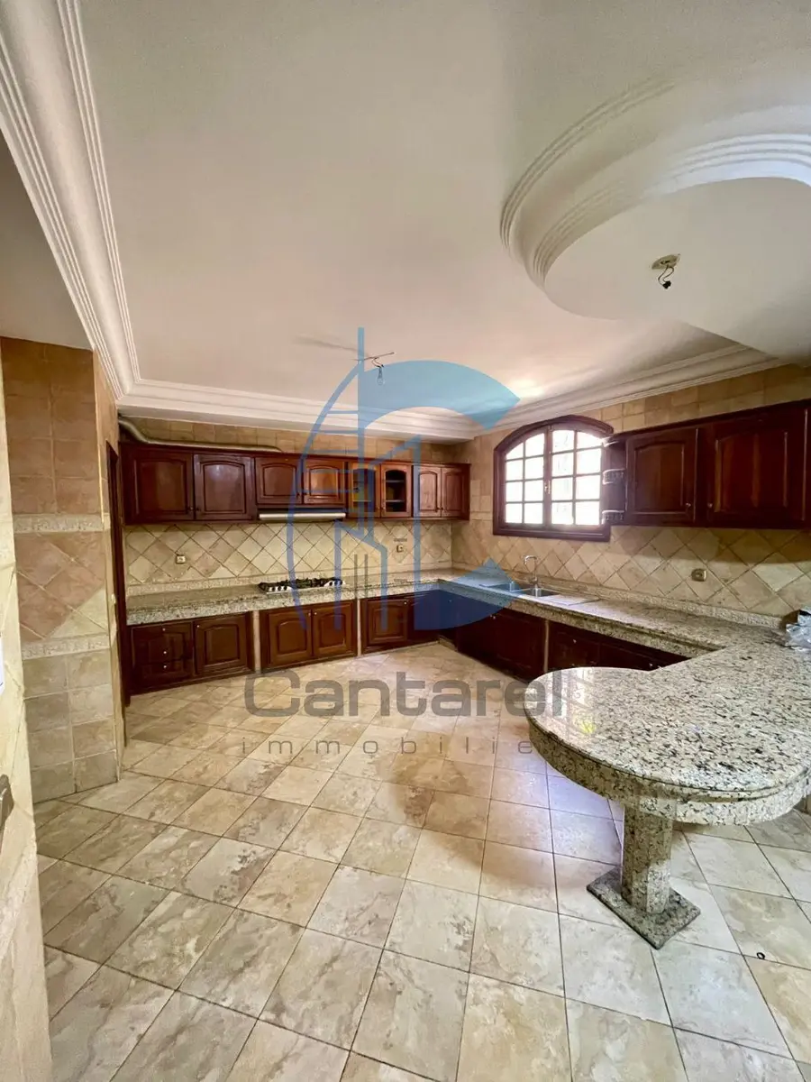 Villa à louer Casablanca Oasis 4 chambres, piscine, jardin et balcon - صورة 2