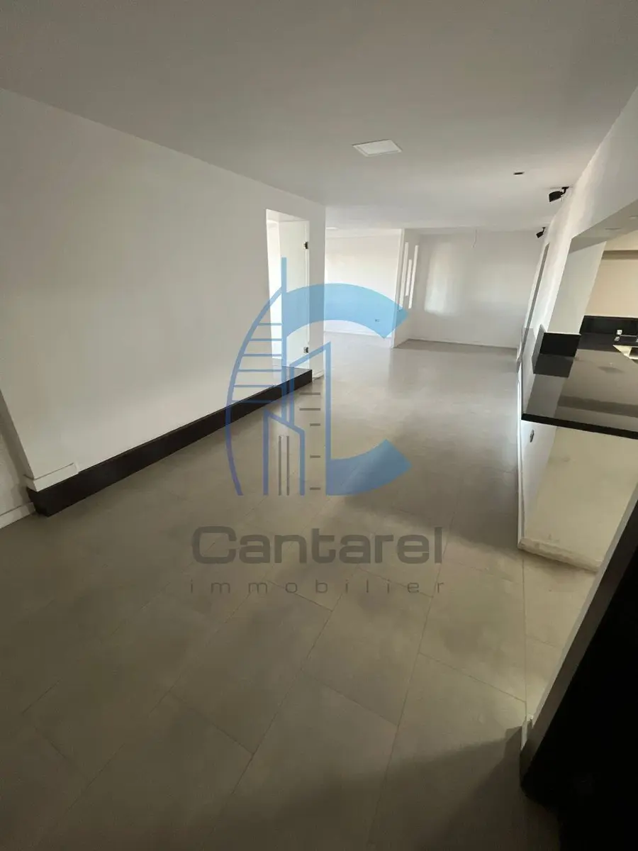Bureau duplex 160 m² à louer au 9ème étage Maârif Extension - Photo 13