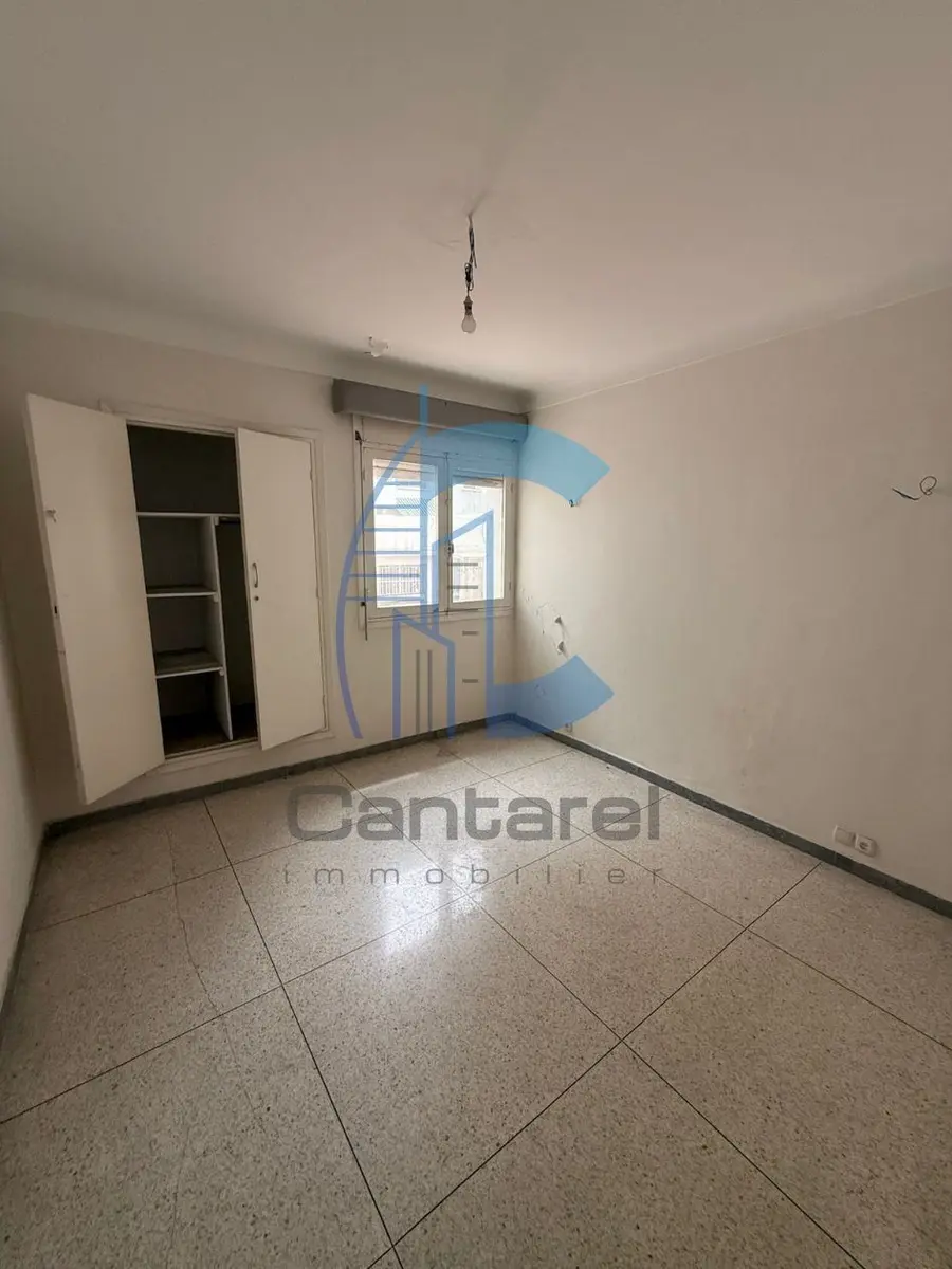 Appartement spacieux 250 m² avec cour de 60 m² à Mers Sultan - صورة 10