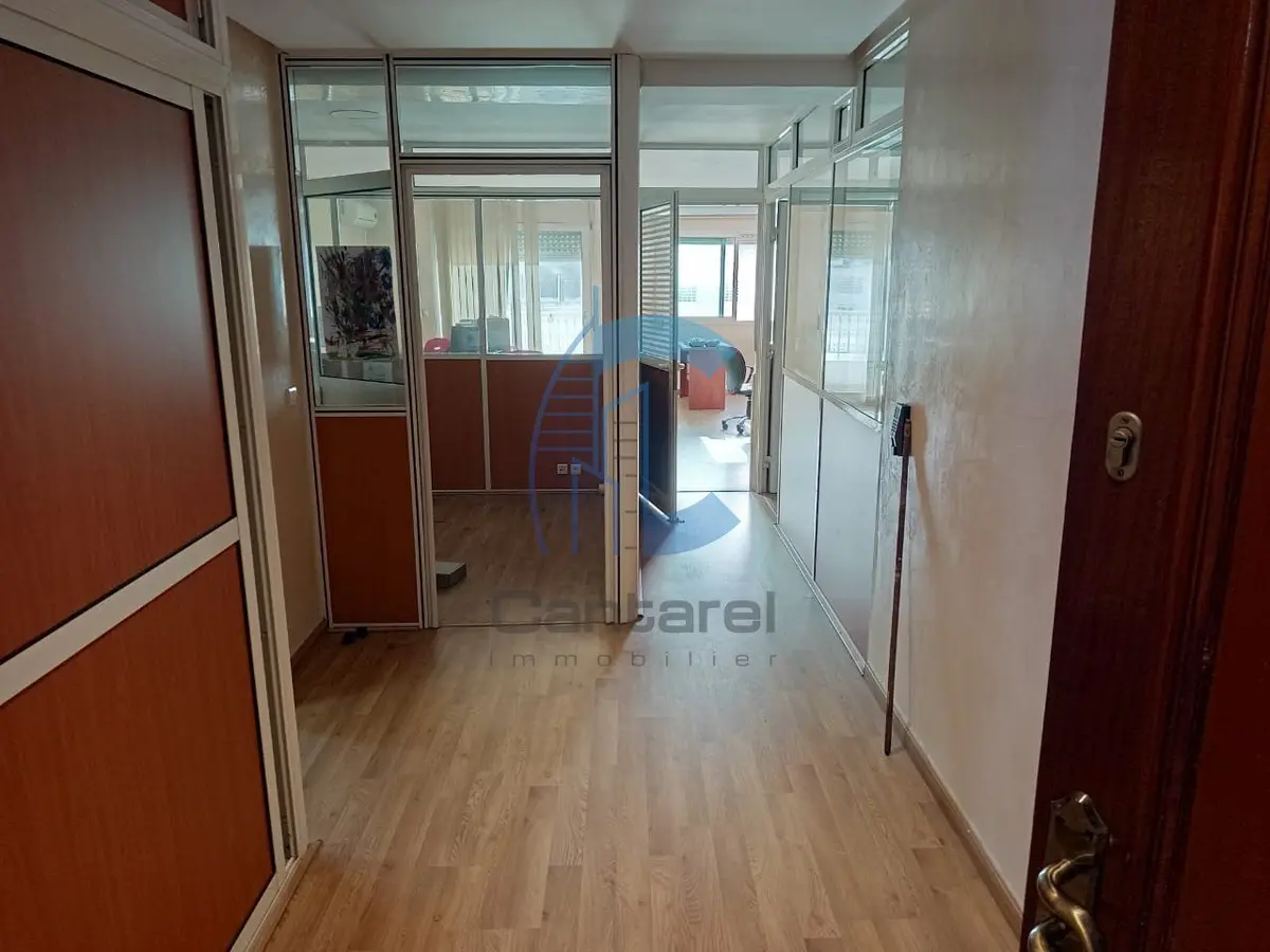 Bureau équipé de 100 m² au 2e étage quartier Palmier Casablanca - Photo 1