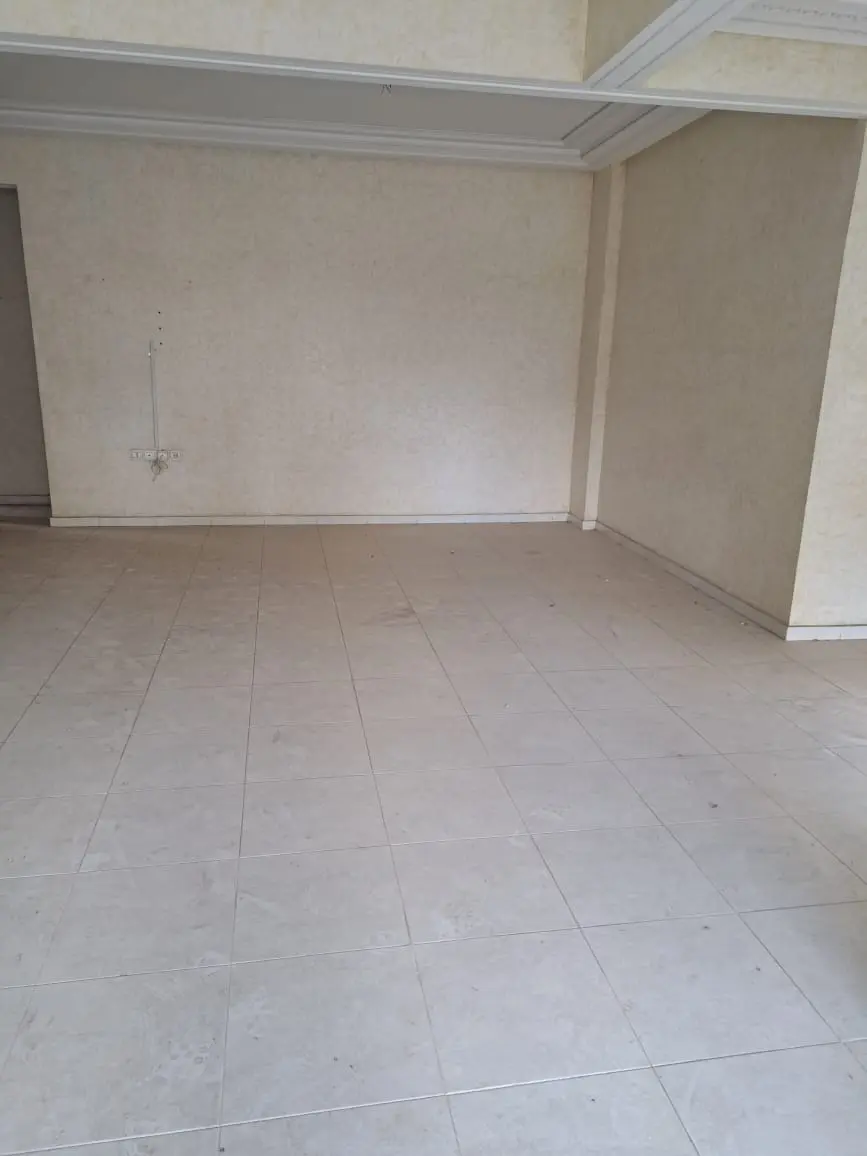 Appartement 3 chambres à vendre à Centre-Ville — 1 300 000 DH - صورة 2