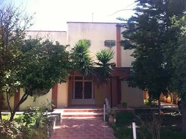 Villa 4 chambres à vendre à Fès — 8 001 000 DH - Photo 1