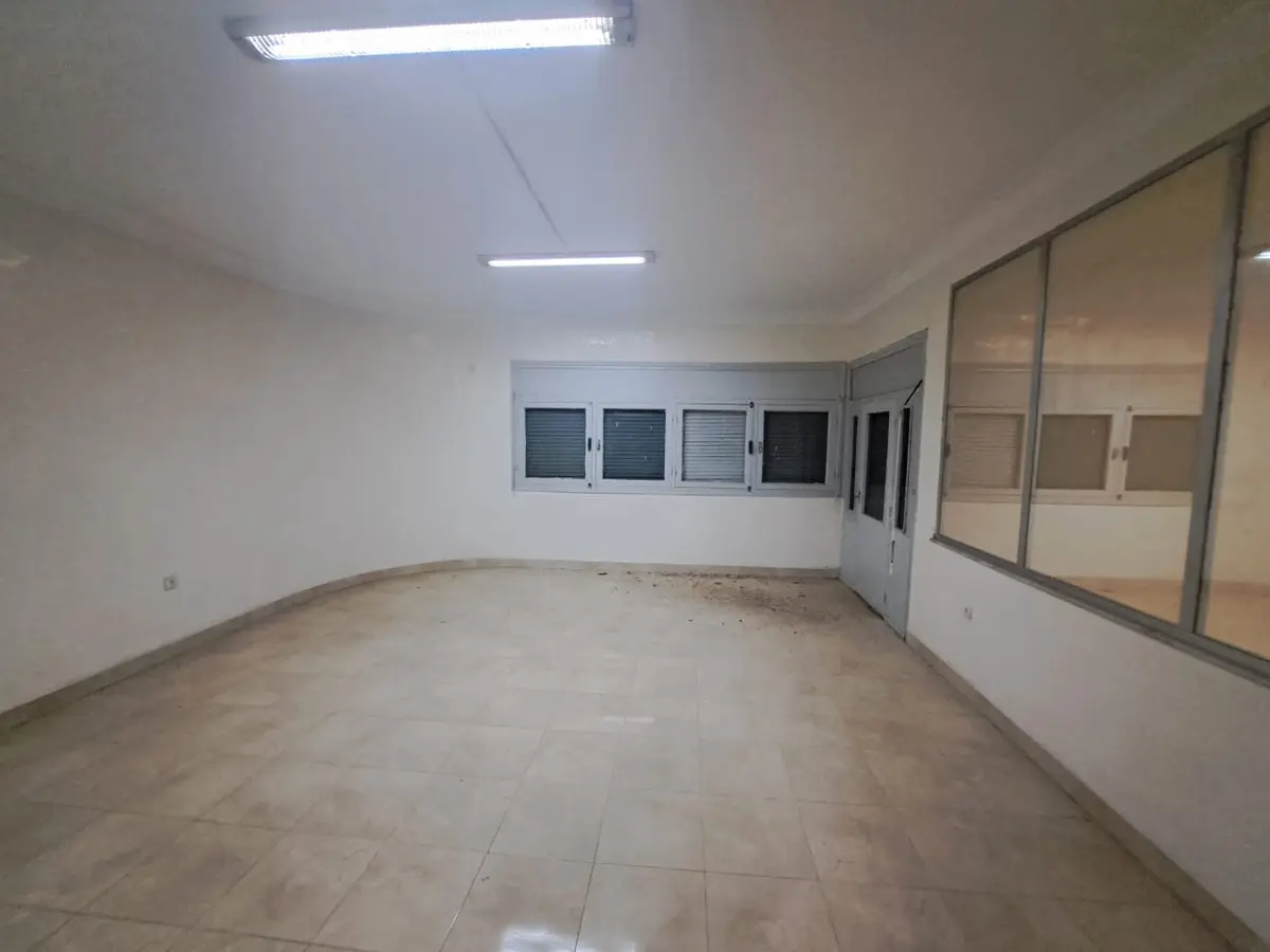 Villa 6 chambres à vendre à Hay Qods (Allal Ben Abdellah) — 6 500 000 DH - صورة 1