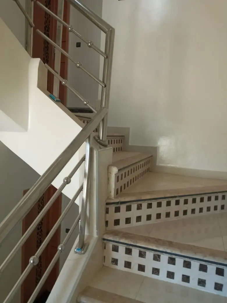Immeuble 3 chambres à vendre à Oued Fès — 4 600 000 DH - صورة 2