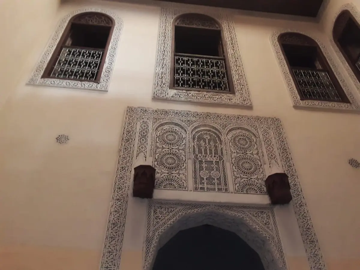 Maison 6 chambres à vendre à Bab Khoukha — 1 400 000 DH - Photo 2