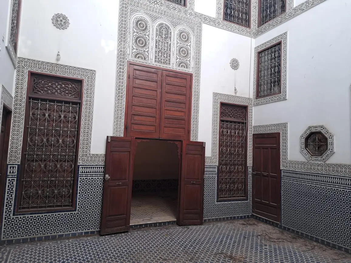 Maison 7 chambres à vendre à Rmila — 1 300 000 DH - Photo 1