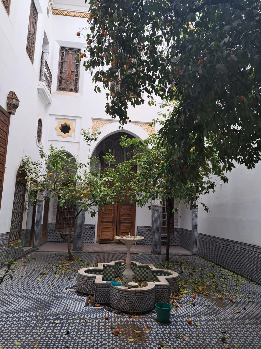 Maison 11 chambres à vendre à Bab Khoukha — 2 000 000 DH - Photo 1