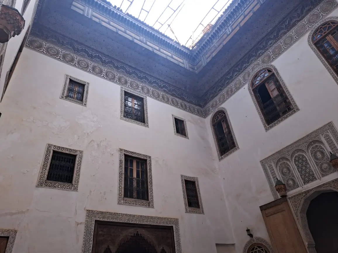 Riad 7 chambres à vendre à Batha — 3 400 000 DH - Photo 8