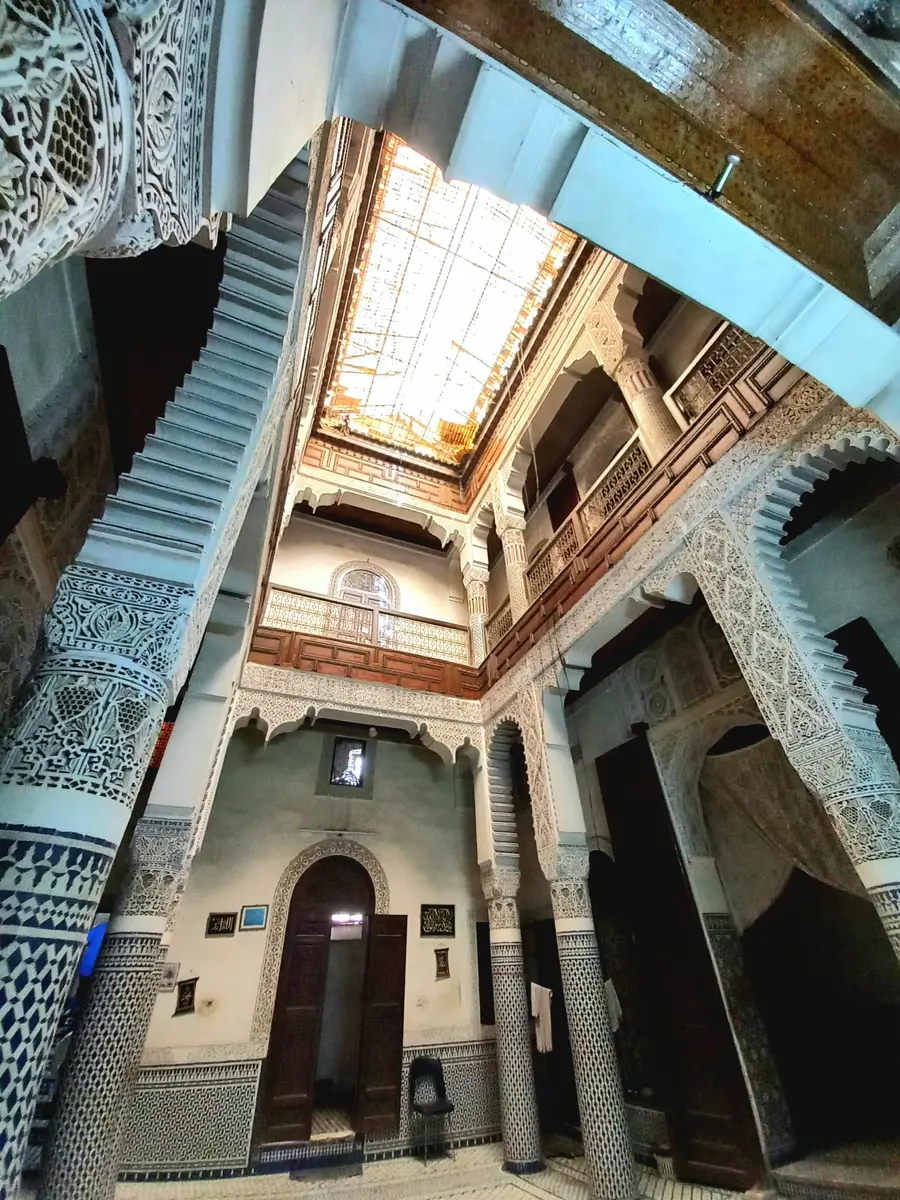 Maison 7 chambres à vendre à Bab Khoukha — 2 000 000 DH - Photo 1