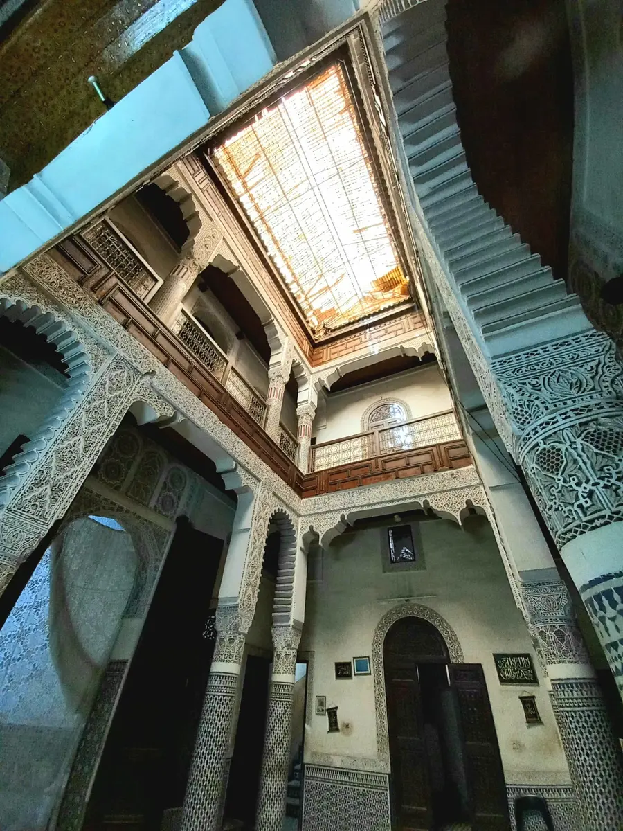Maison 7 chambres à vendre à Bab Khoukha — 2 000 000 DH - Photo 2