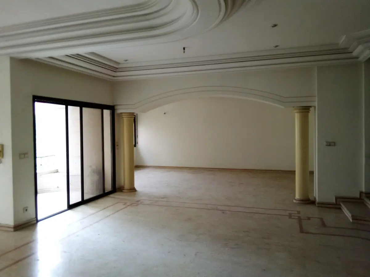 Appartement 3 chambres à vendre à Champs de Courses — 2 000 000 DH - صورة 4