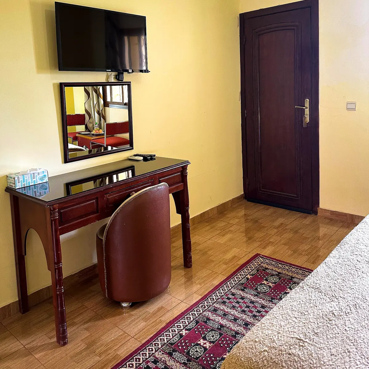 Maison d'hôtes 30 chambres à vendre à Fès — 45 000 000 DH - Photo 1