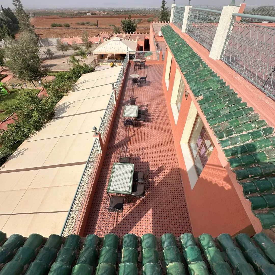 Maison d'hôtes 30 chambres à vendre à Fès — 45 000 000 DH - Photo 2