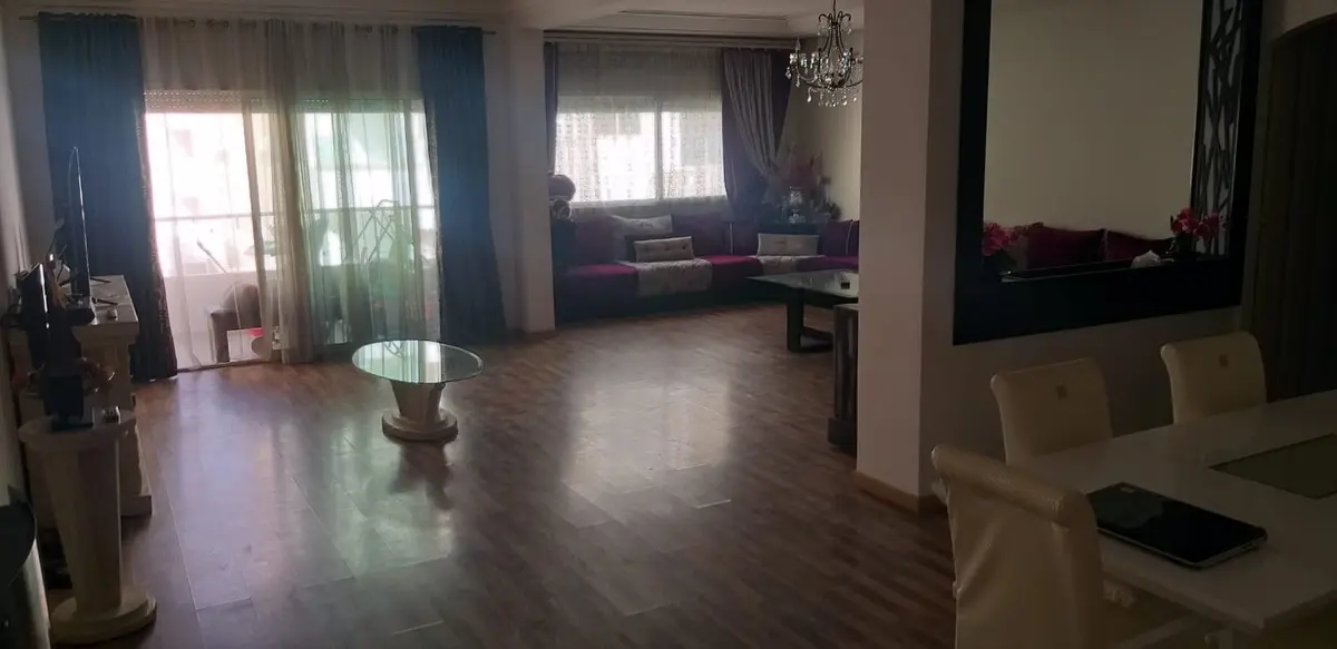 Appartement 4 chambres à louer à Fès — 1 750 000 DH/mois - Photo 1