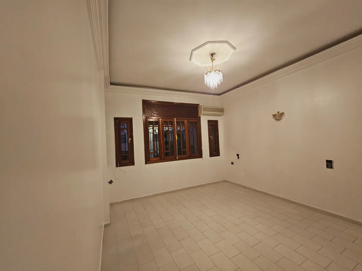 Appartement 4 chambres à louer à Fès — 4 500 DH/mois - صورة 1