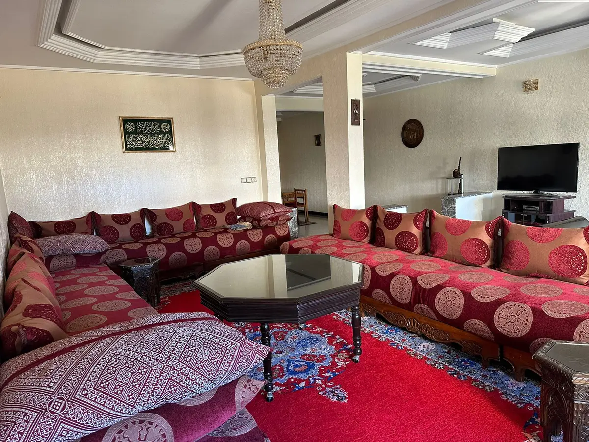 Appartement 2 chambres à louer à Centre-Ville — 5 500 DH/mois - صورة 1