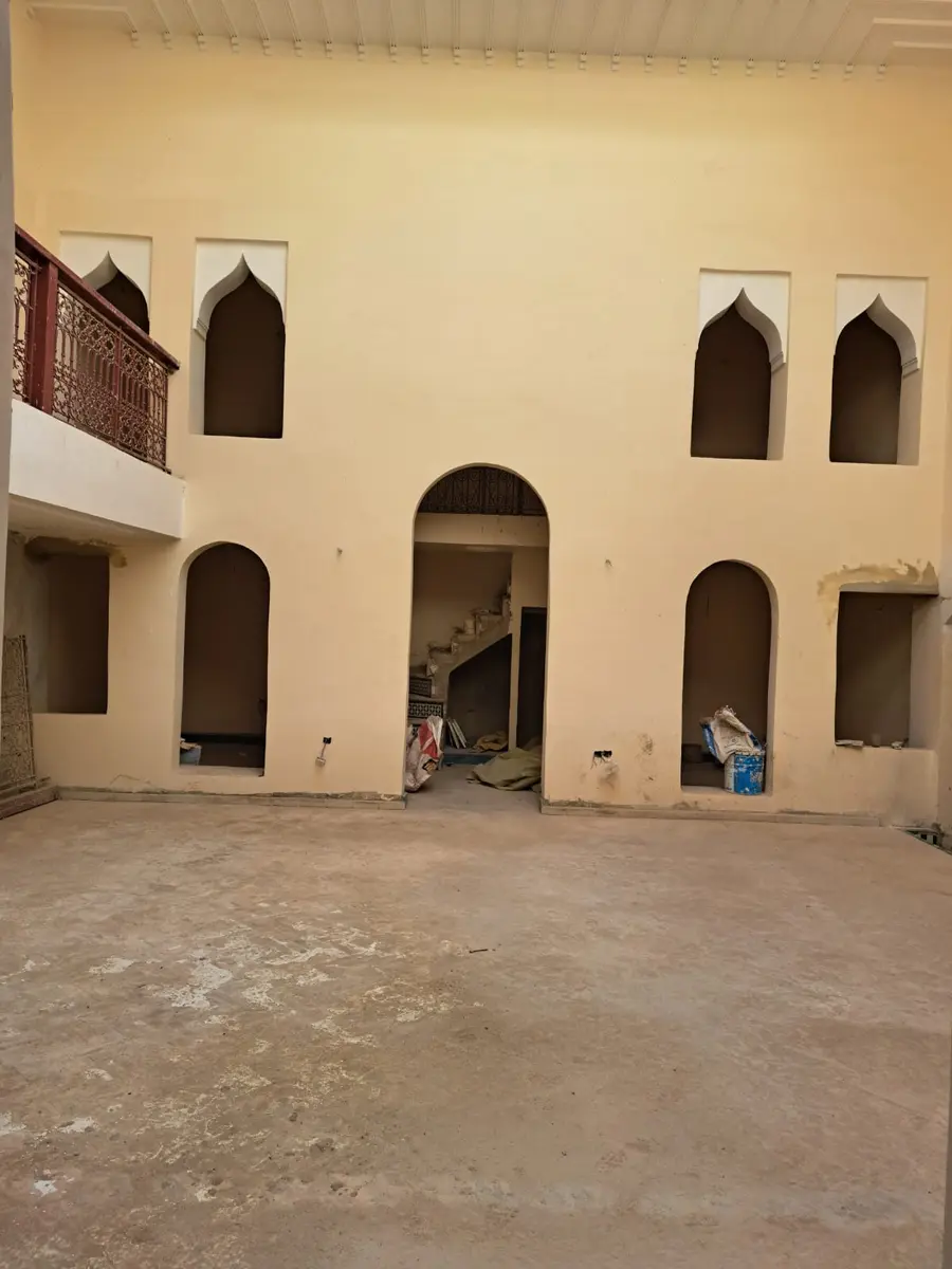 Local commercial 4 chambres à vendre à Seffarine — 4 000 000 DH - صورة 2