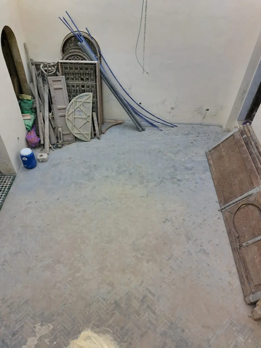 Local commercial 4 chambres à vendre à Seffarine — 4 000 000 DH - صورة 4