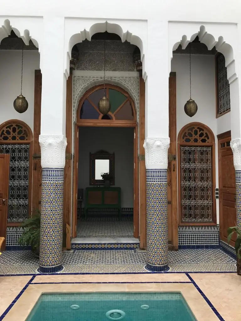 Rez-de-chaussée 1 chambre à vendre à Bouajjara — 1 000 000 DH - Photo 1