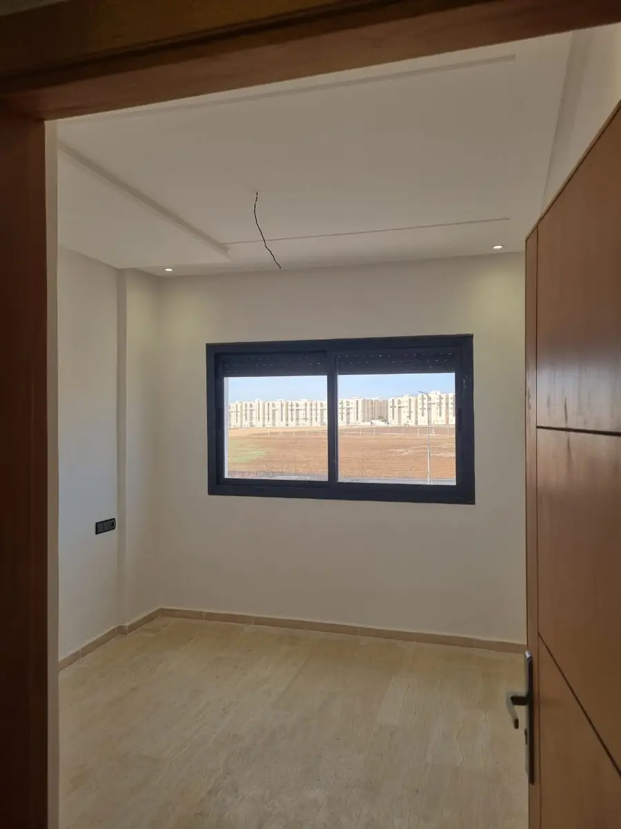 Appartement 3 chambres à vendre à Route de Sefrou — 620 000 DH - Photo 1