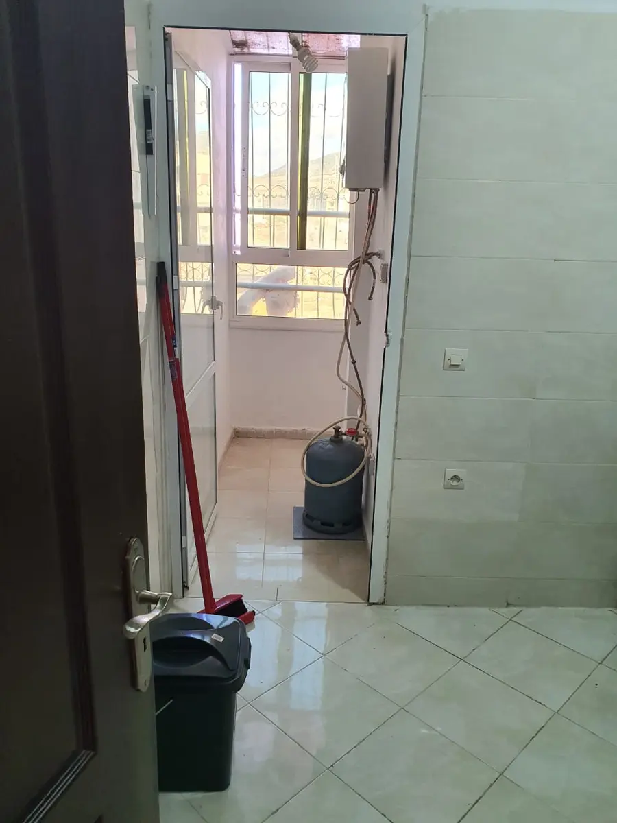 Appartement 3 chambres à vendre à Route de Meknès — 300 000 DH - Photo 4