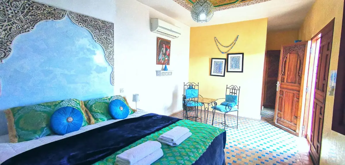Riad 6 chambres à vendre à Batha — 5 500 000 DH - صورة 3