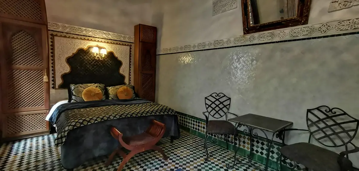 Riad 6 chambres à vendre à Batha — 5 500 000 DH - صورة 11