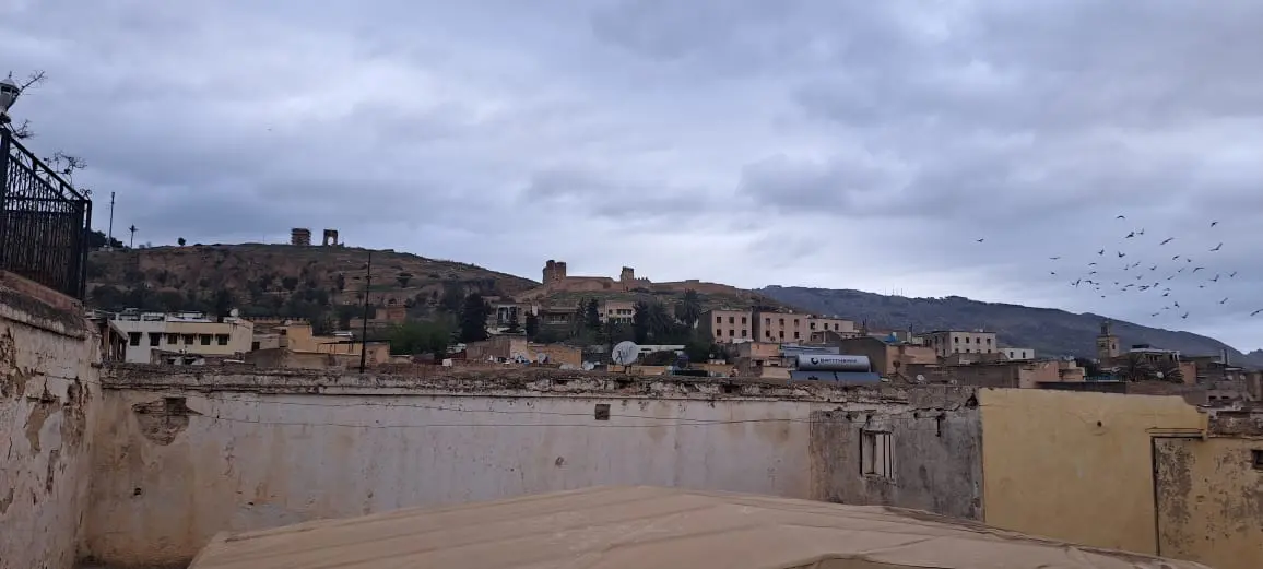 Maison 6 chambres à vendre à Fès — 1 800 000 DH - Photo 1