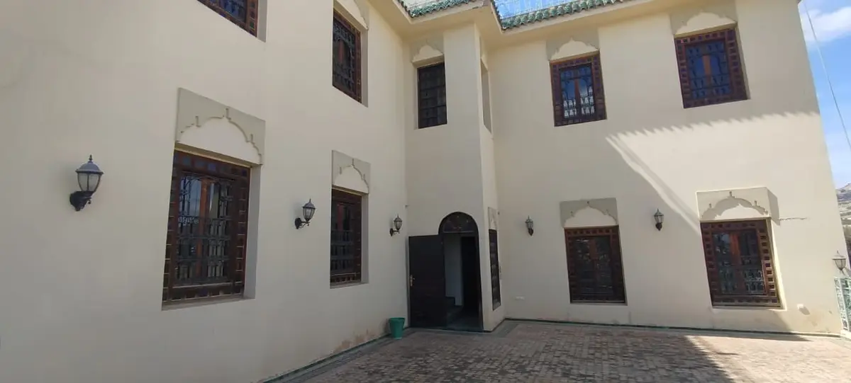 Riad 8 chambres à vendre à Fès — 11 000 000 DH - Photo 4