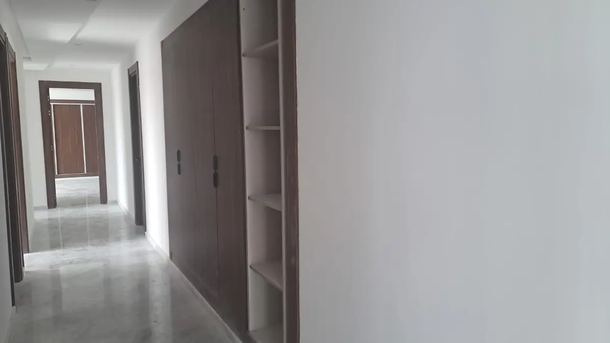 Appartement 4 chambres à vendre à Champs de Courses — 2 275 000 DH - Photo 8